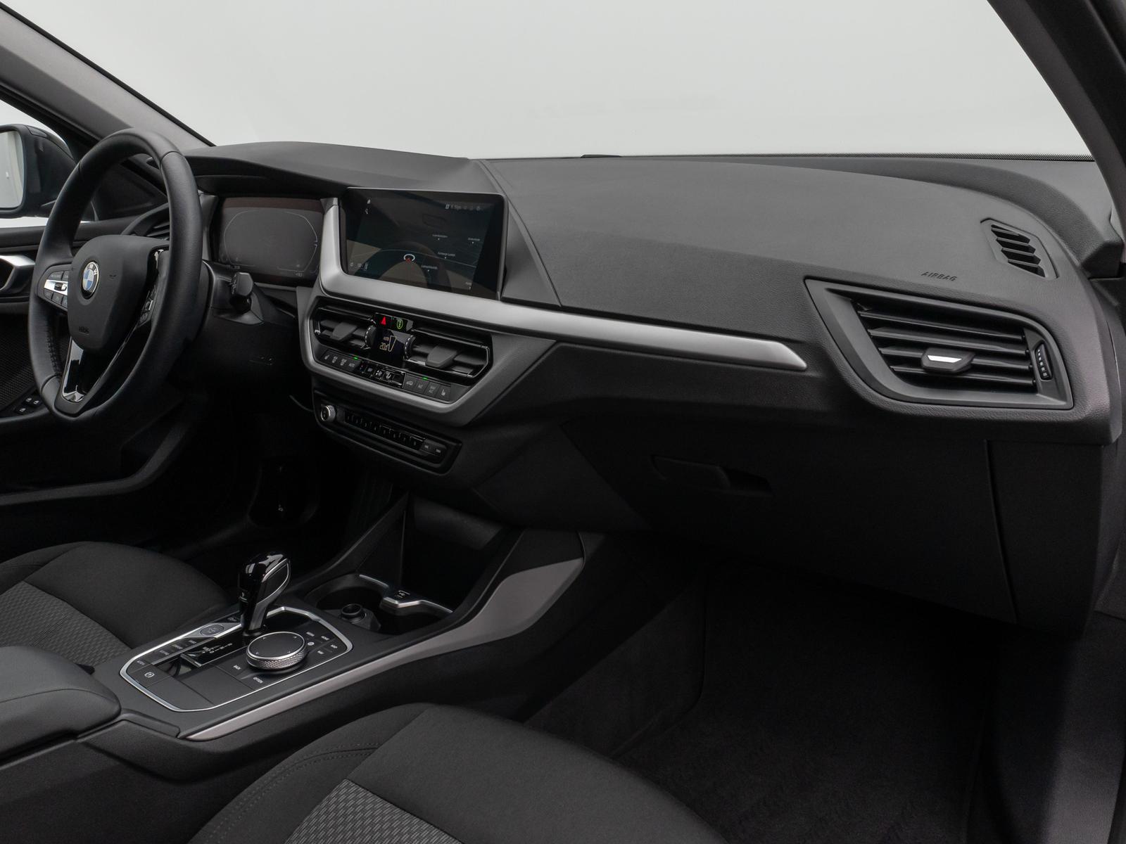 BMW 118 i DAB CockPitPro Geschwindigkeitsreg PDC LED, миниатюра 23