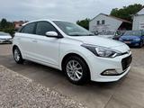 Hyundai i20 Style Sportsitze Sport Lenkrad - Hyundai: Sport