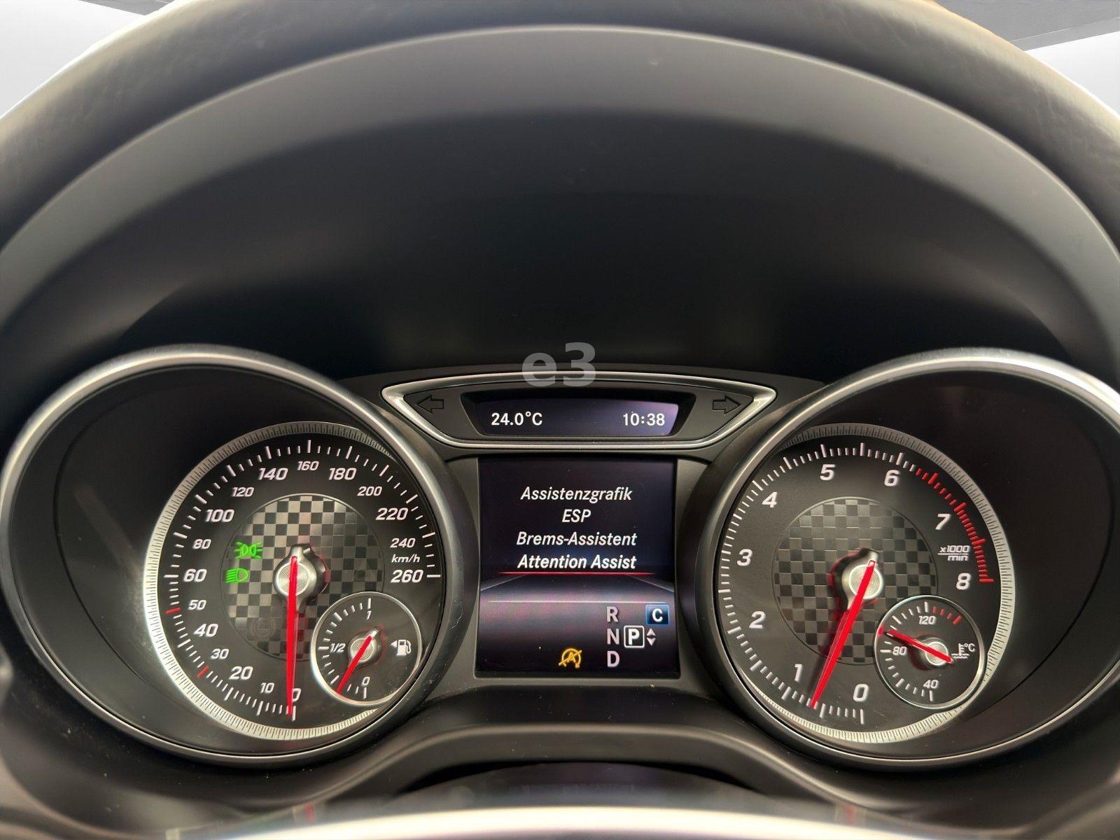 Mercedes-Benz A 250 AMG Sport (Line);KAMERA;SCHIEBEDACH;NAVI