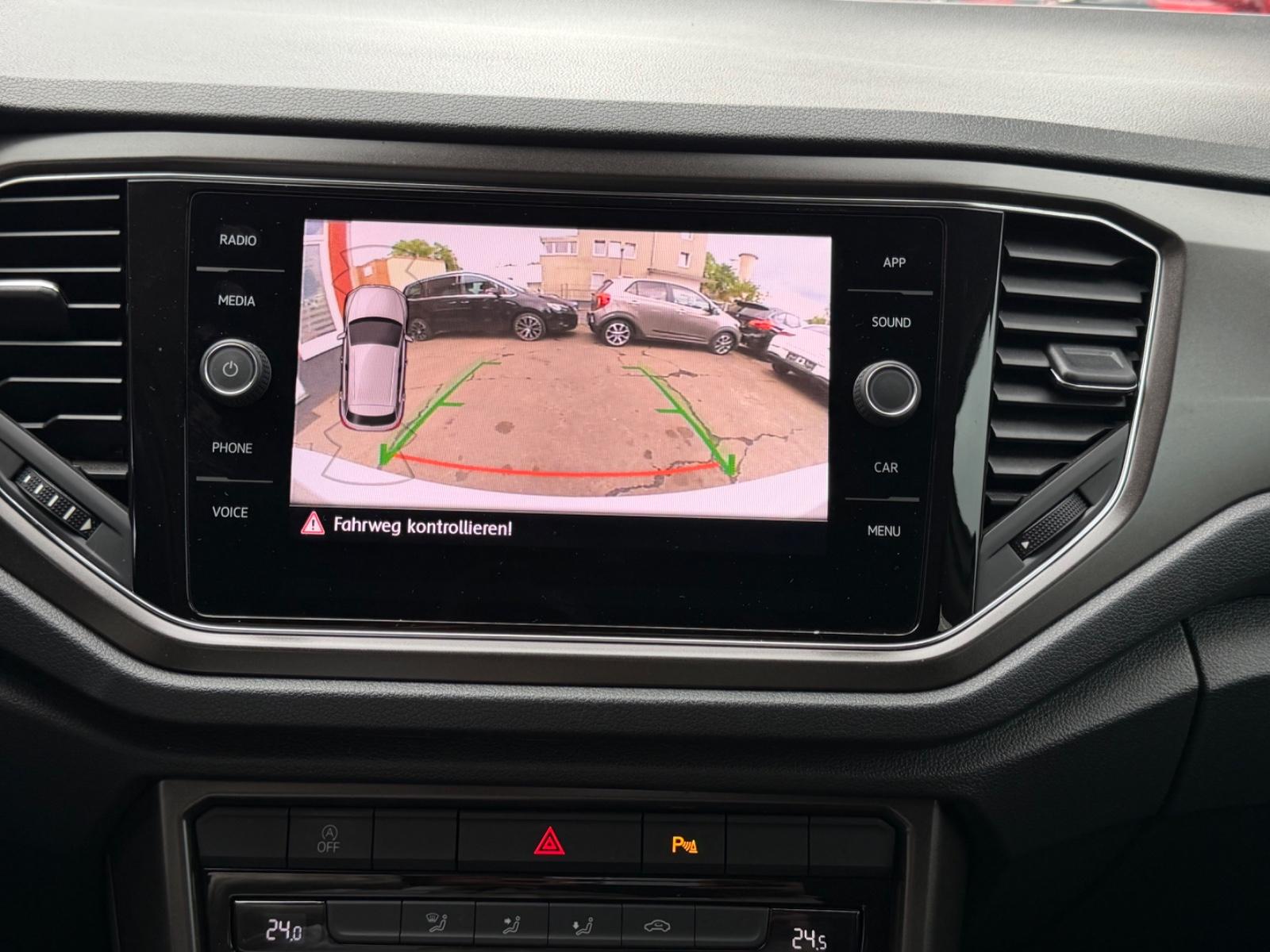 Volkswagen T-Roc Style*R-KAM*AHK*APPLE-CAR*ALU