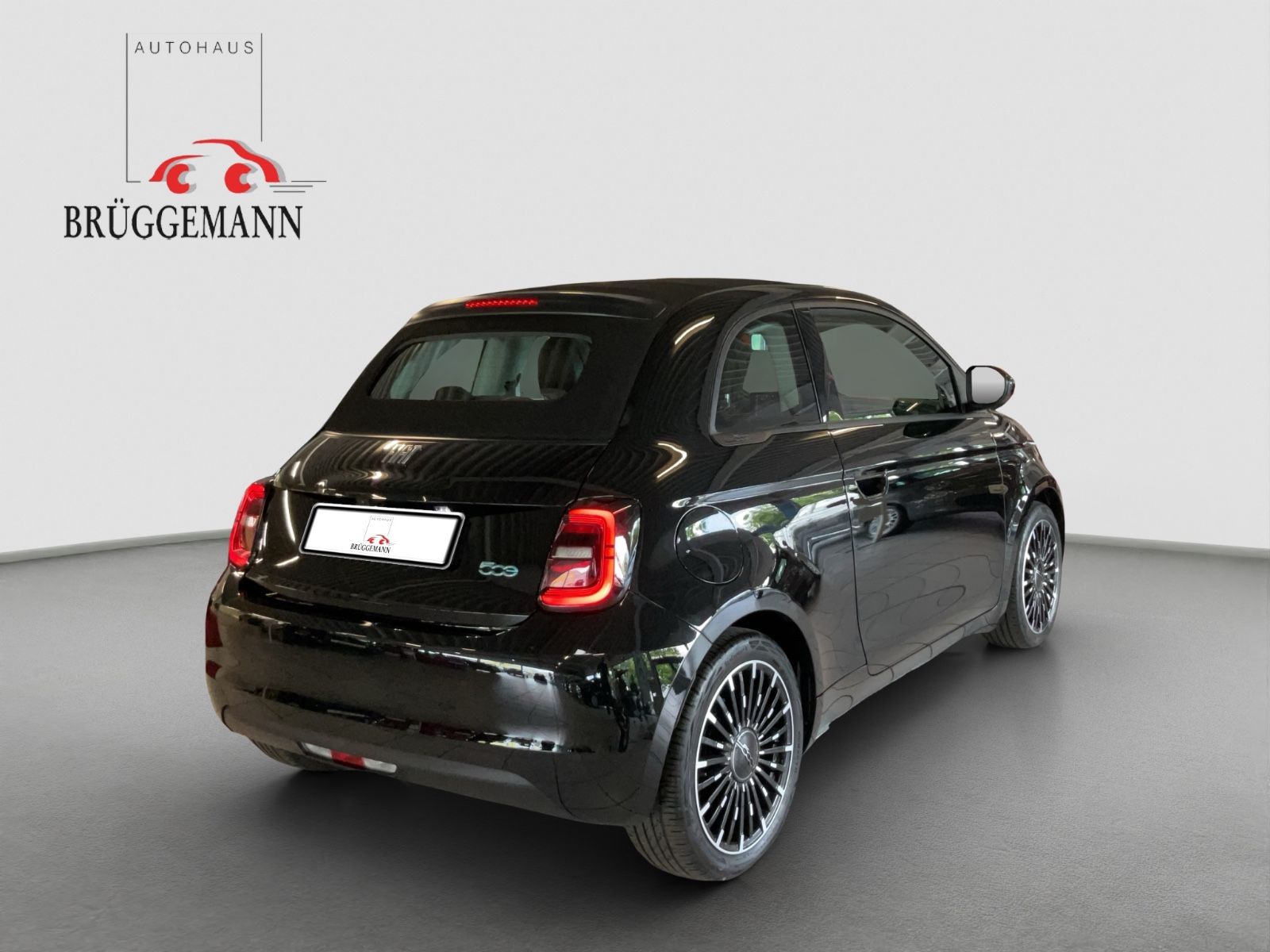 Fahrzeugabbildung Fiat 500e Cabriolet Icon
