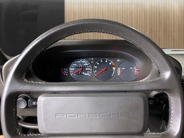 1988 Porsche 928 照片 8