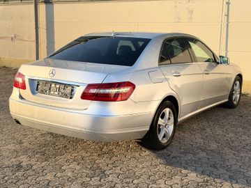 Mercedes E 250 - 6