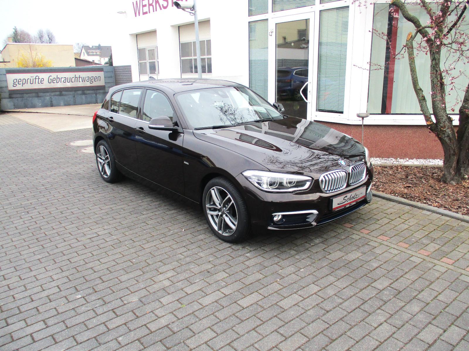 BMW 116 i Urban Line Navi/LED/SHZG/Park - Assist....