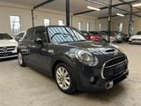 MINI Mini Cooper S *2.HD*HUD*180°*HARMAN KARDON*PANO* - MINI MINI Gebrauchtwagen in Düsseldorf