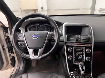 Volvo XC60 - 11