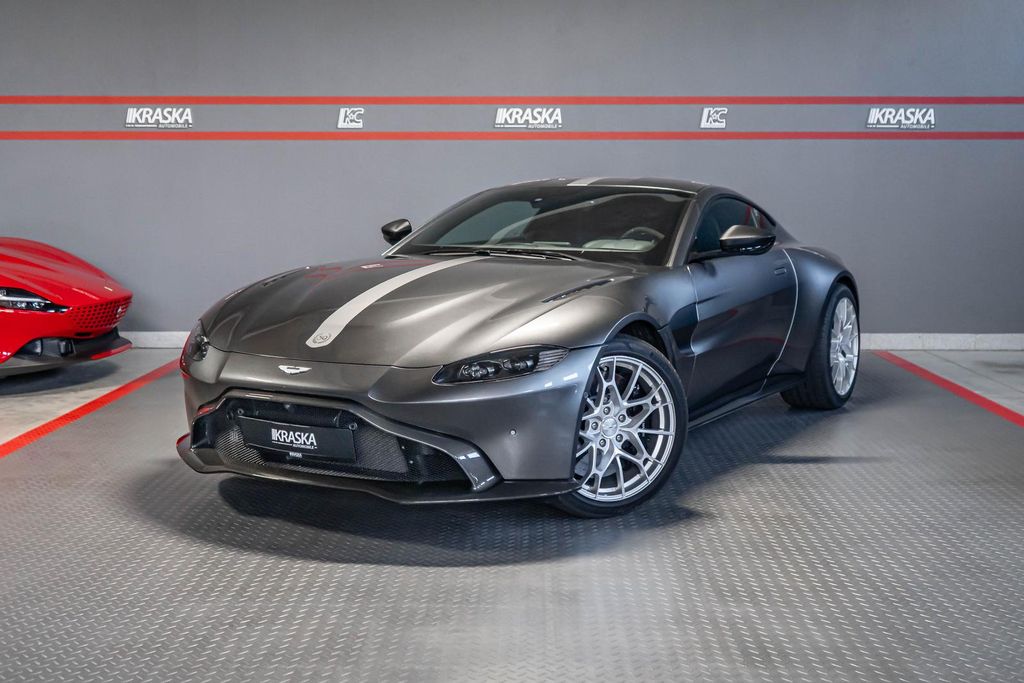 Image of Aston Martin V8 Vantage