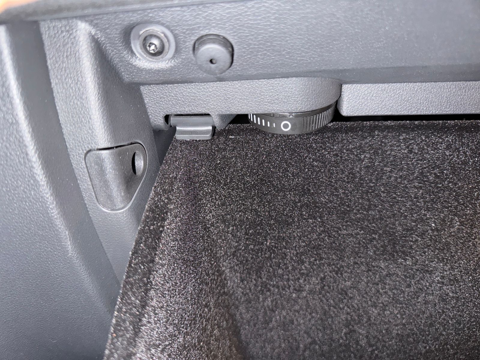 Fahrzeugabbildung Volkswagen Golf 7 TSI SPORTSVAN COMFORTLINE MEDIA PAKET 1.H