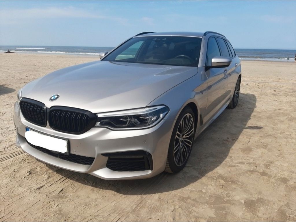 Image of BMW 530