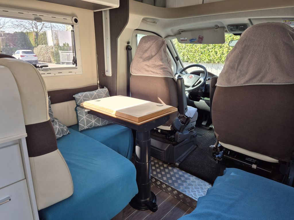 Fahrzeugabbildung ROLLER TEAM GRANDUCA 282 P/TL *SCHAUSONNTAG 11- 16 Uhr*