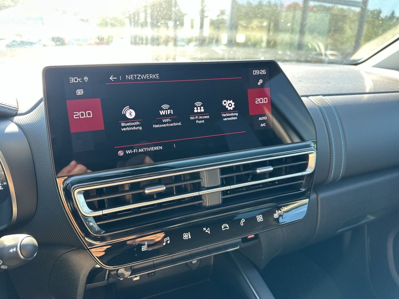 Fahrzeugabbildung Citroën C5 AIRC HYBRID 136 e-DSC6 e-SERIES - mit KI generiert/bearbeitet