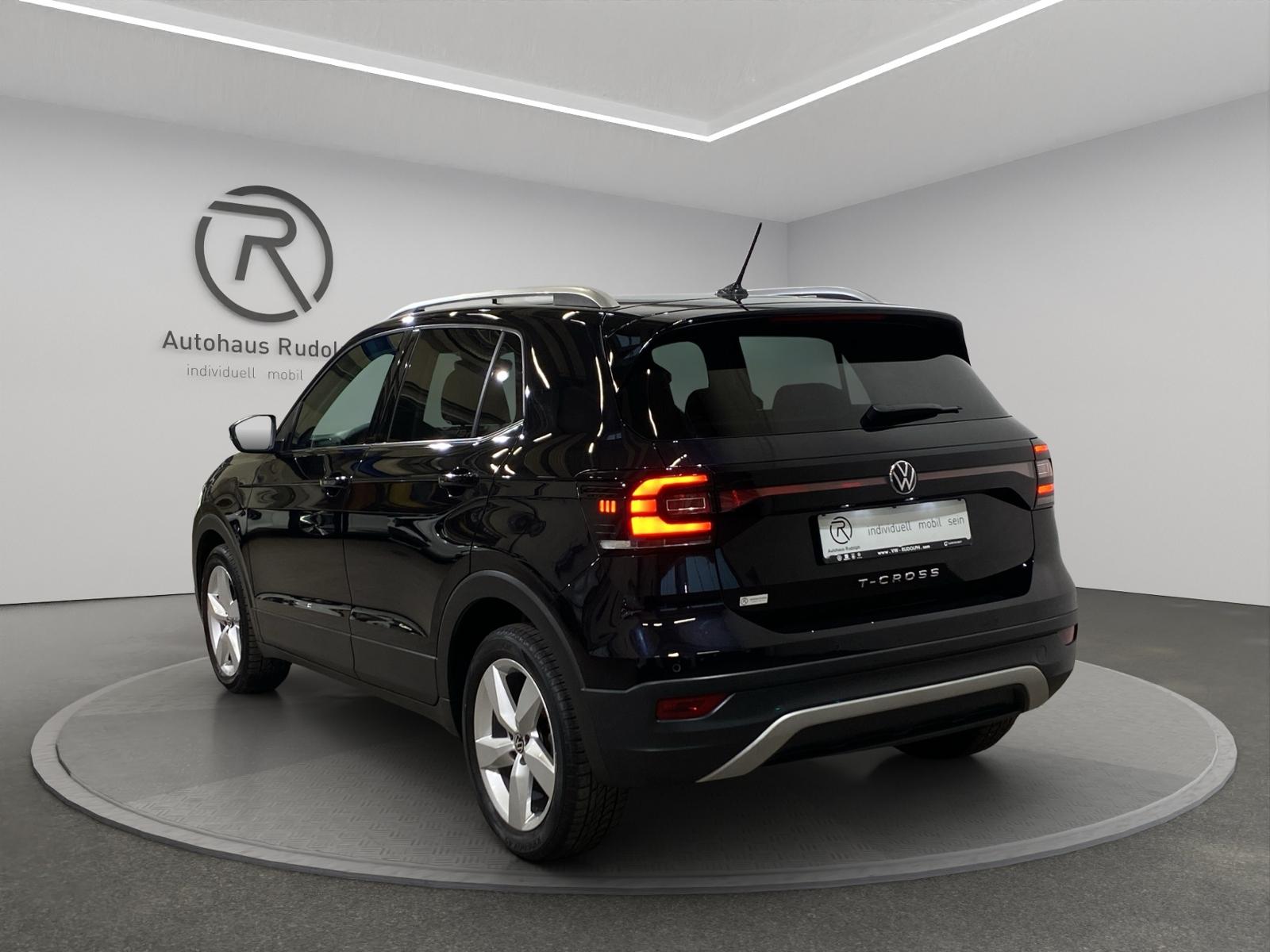 Volkswagen T-Cross 1.0 TSI Style / Navi DAB+ LED