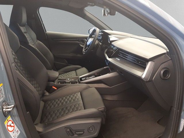 Fahrzeugabbildung Audi RS 3 Sportback Matrix SONOS Pano Leder 280km/h