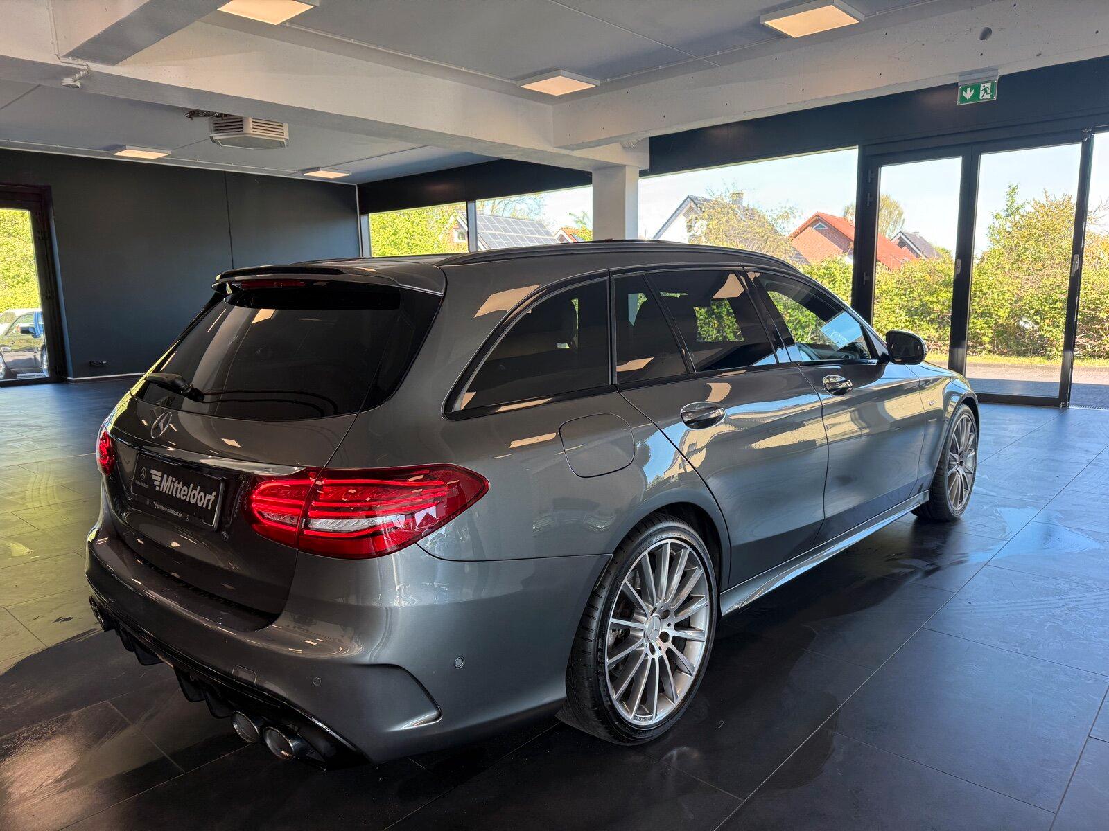 Mercedes-Benz C 43 AMG 9G-TR. PANO DISTRONIC COMAND RFK 19"