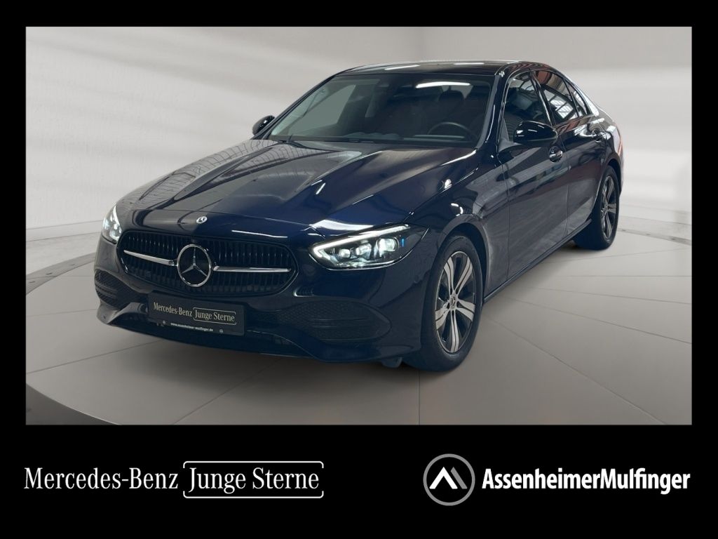 Mercedes-Benz C 200 — hlavná fotografia