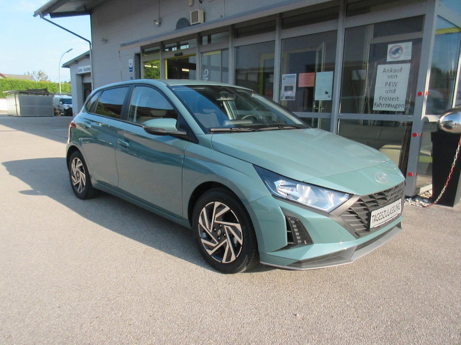 Hyundai i20 1.2 MPI SoMo "Pure" Navi/PDC/RFK/Klima