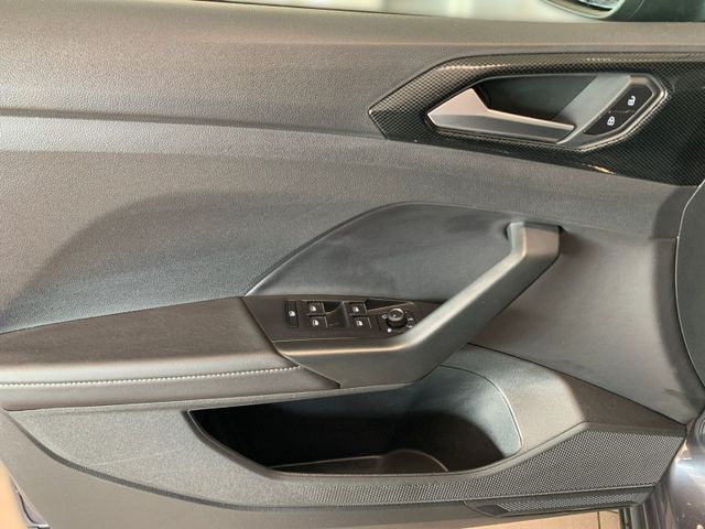 T-Cross 1.5 TSI DSG R-LINE LED+KAMERA+AHK+PDC+DC