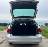 Volkswagen Golf 1.6 TDI DSG BMotion T Style Variant Sty... - Volkswagen Golf aus 2011: 1.6