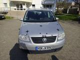 Volkswagen Touran 1.9 TDI 74kW Basis Basis - Volkswagen Touran Basis mit Diesel-Antrieb