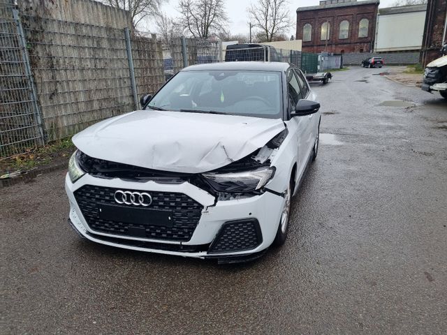 Audi A1 Sportback 30 TFSI basis S-Line