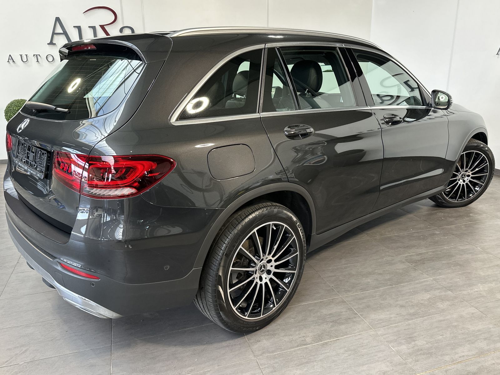 Fahrzeugabbildung Mercedes-Benz GLC 400d 4Matic AMG-Line NAV+LED+KAMERA+20ZO+1HD