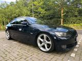 BMW 325i Coupé - Monacoblau, 8-fach  bereift - BMW 325 in Aachen