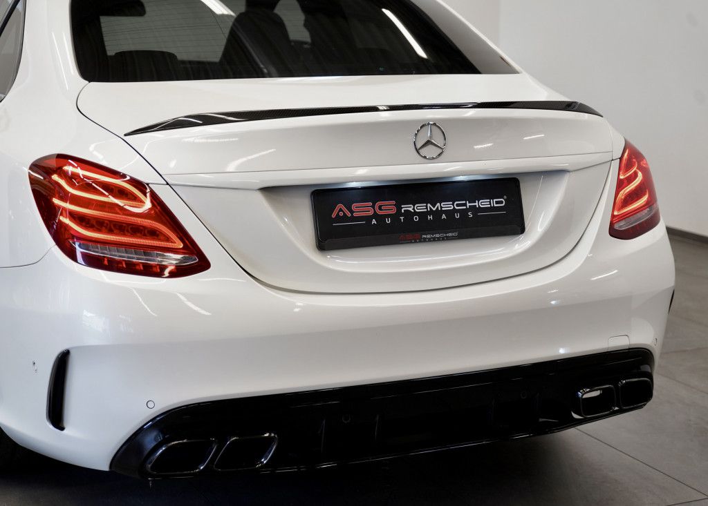 Mercedes Benz C 63 Amg