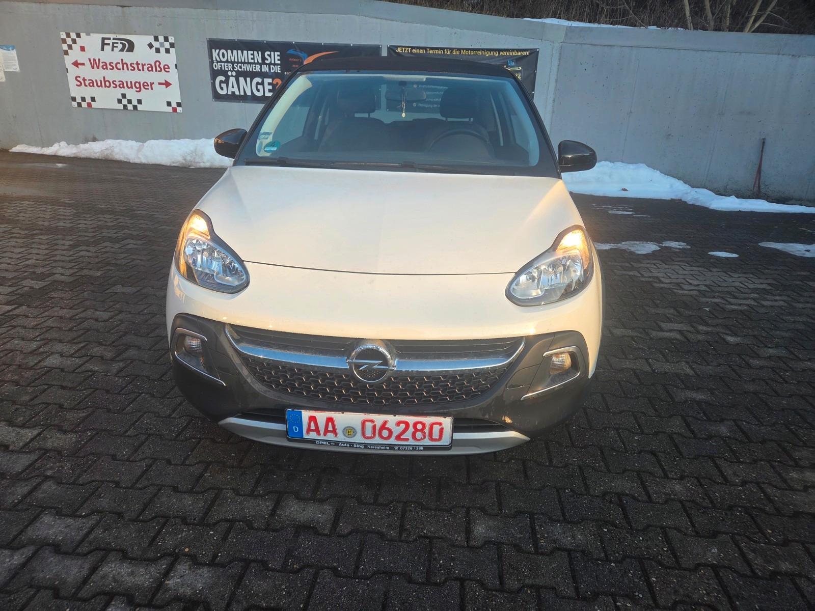 Opel Adam Rocks