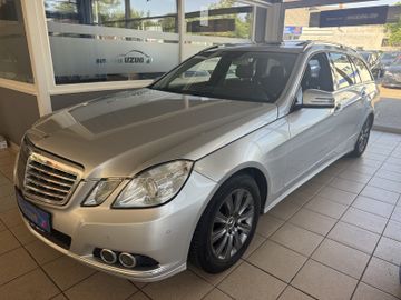 Mercedes E 220 - 2