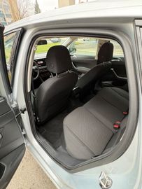 Volkswagen Polo - 4