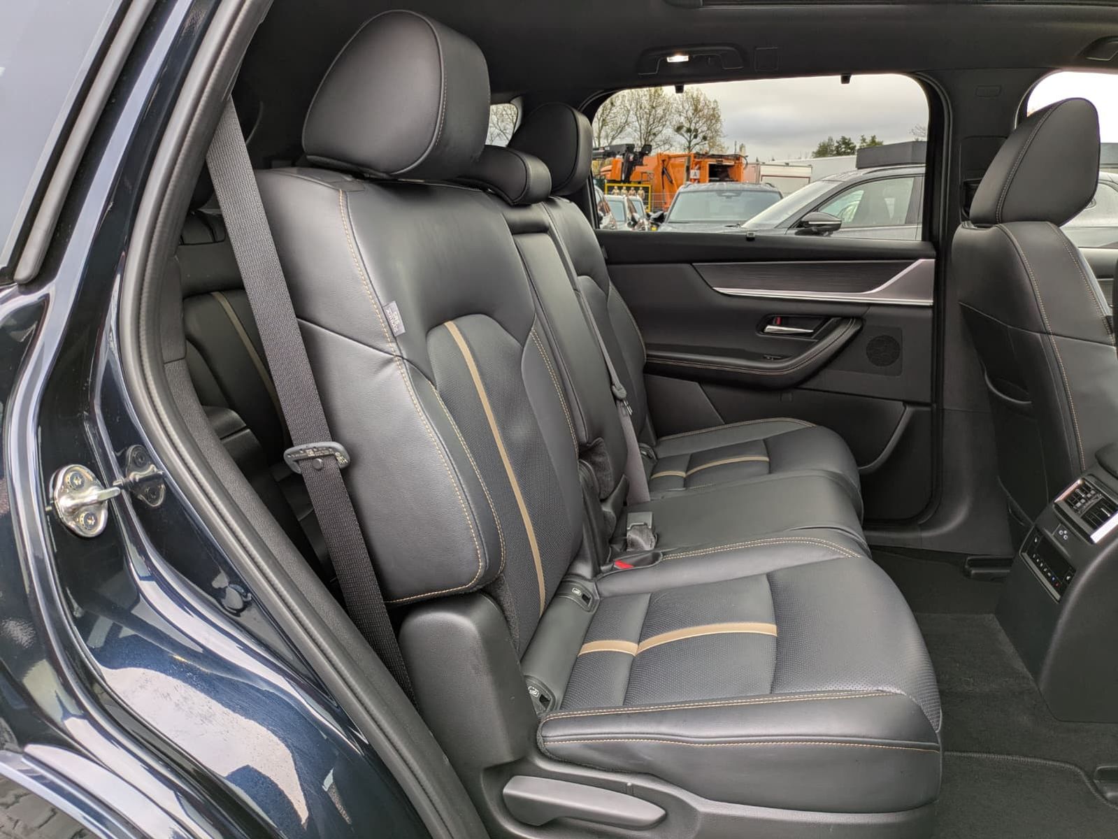 Fahrzeugabbildung Mazda CX-80 2.5L PHEV Homura Plus PANO*HUD*BOSE*7-SIT