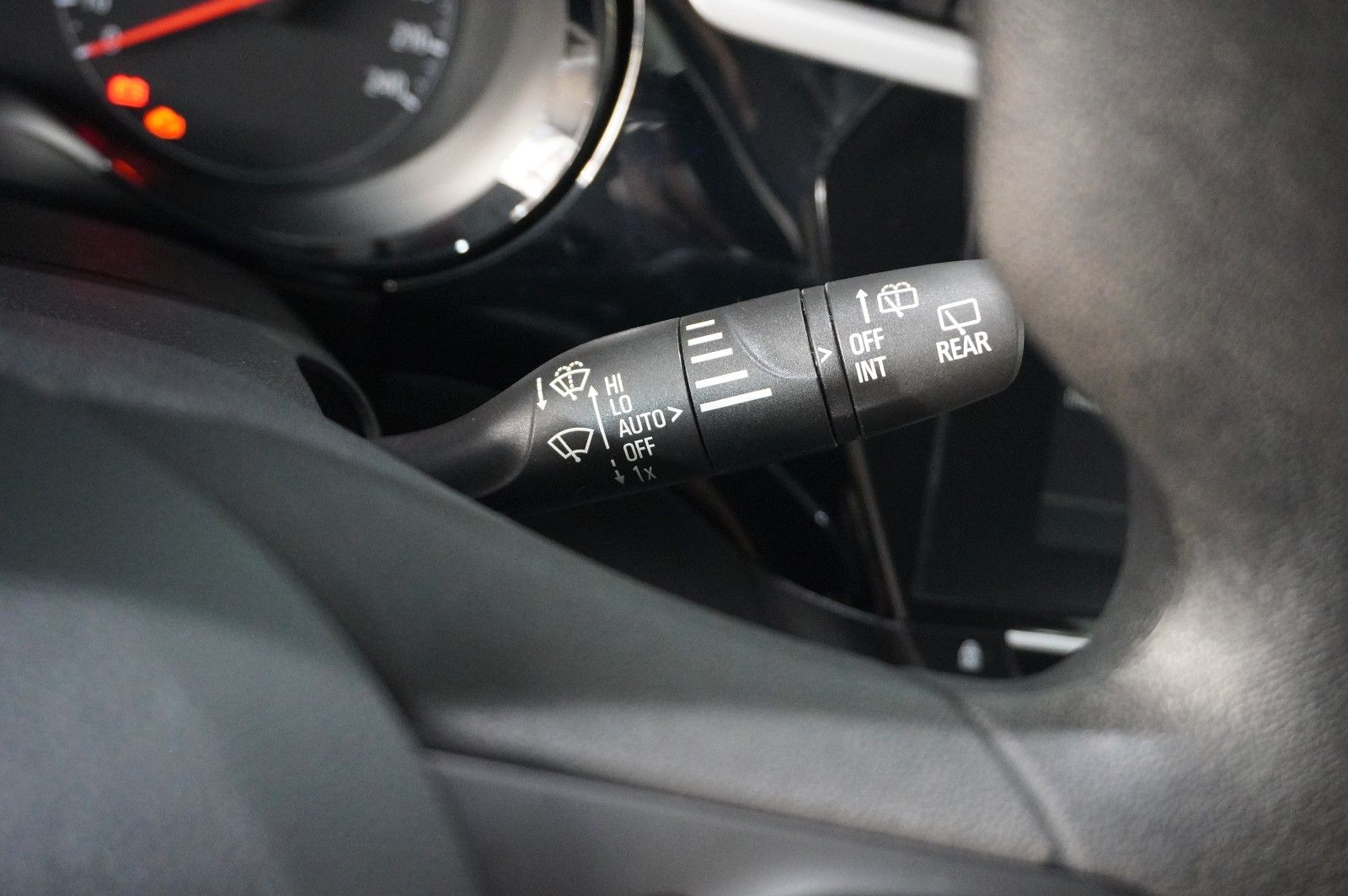 Fahrzeugabbildung Opel Corsa F 1.2 EDITION NAVI/KAMERA/TEMP./PDC/DAB+
