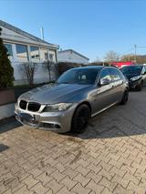 BMW e90 330d M-Paket Xenon Schiebedach X-D... - BMW 330: 330d E90