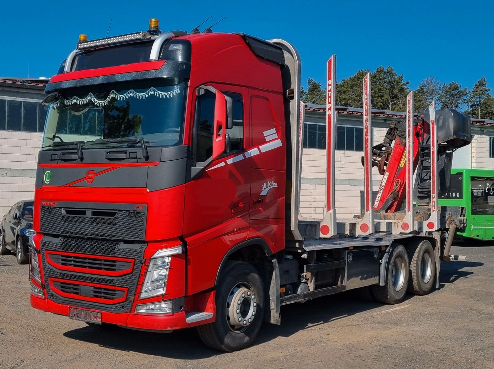 Volvo FH 540 6x4 Kurzholztransport  mit Kran, Retarde