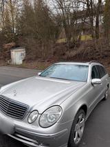 Mercedes-Benz E 320 CDI Avantgarde - Mercedes-Benz E 320 aus 2003: Cdi