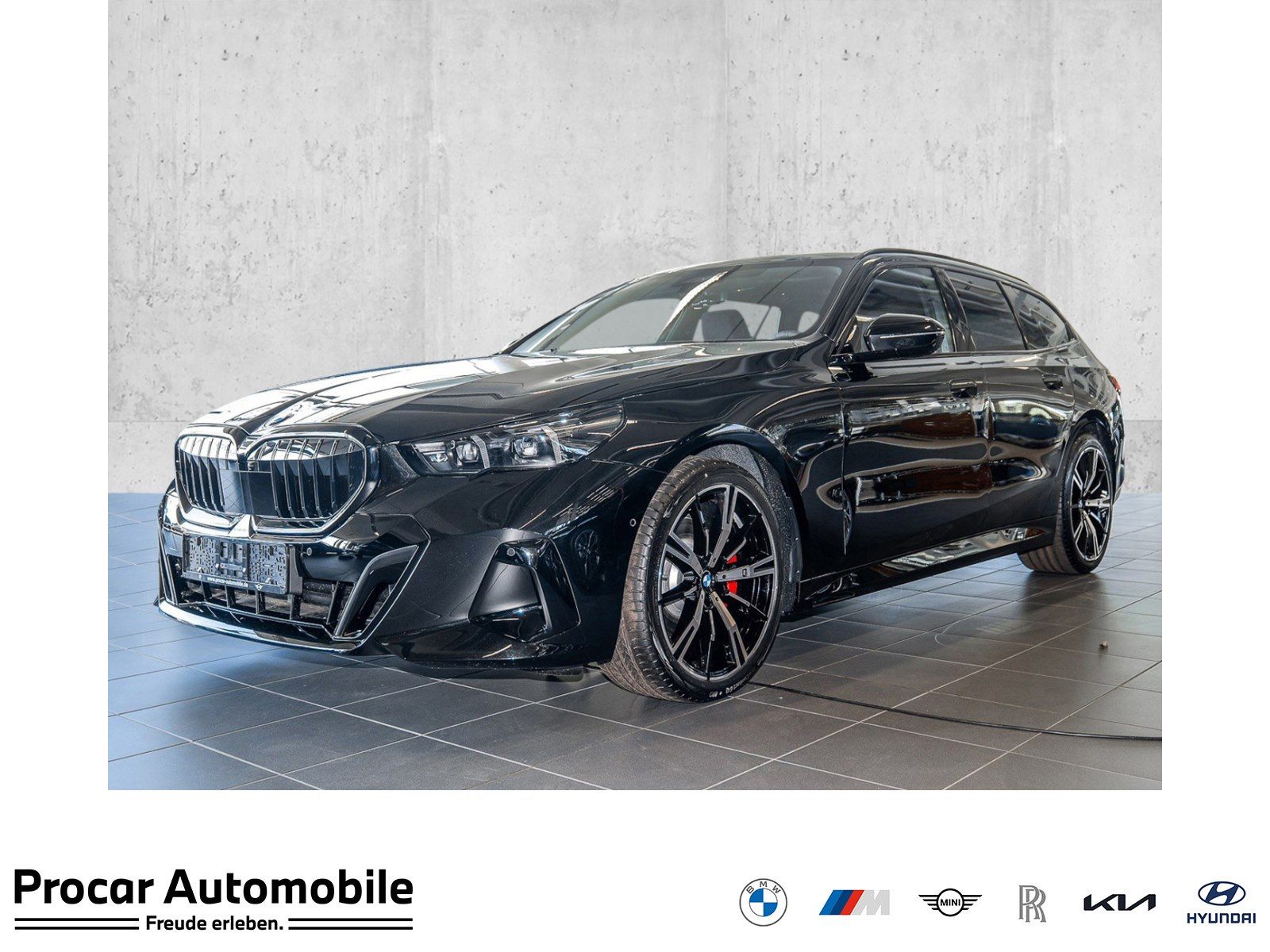 BMW 520d Touring MSport + Pano + AHK + DApl. + H/K