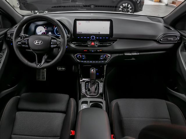 Hyundai i30 cw 1.6 N Line Spurhalteassistent Kamera