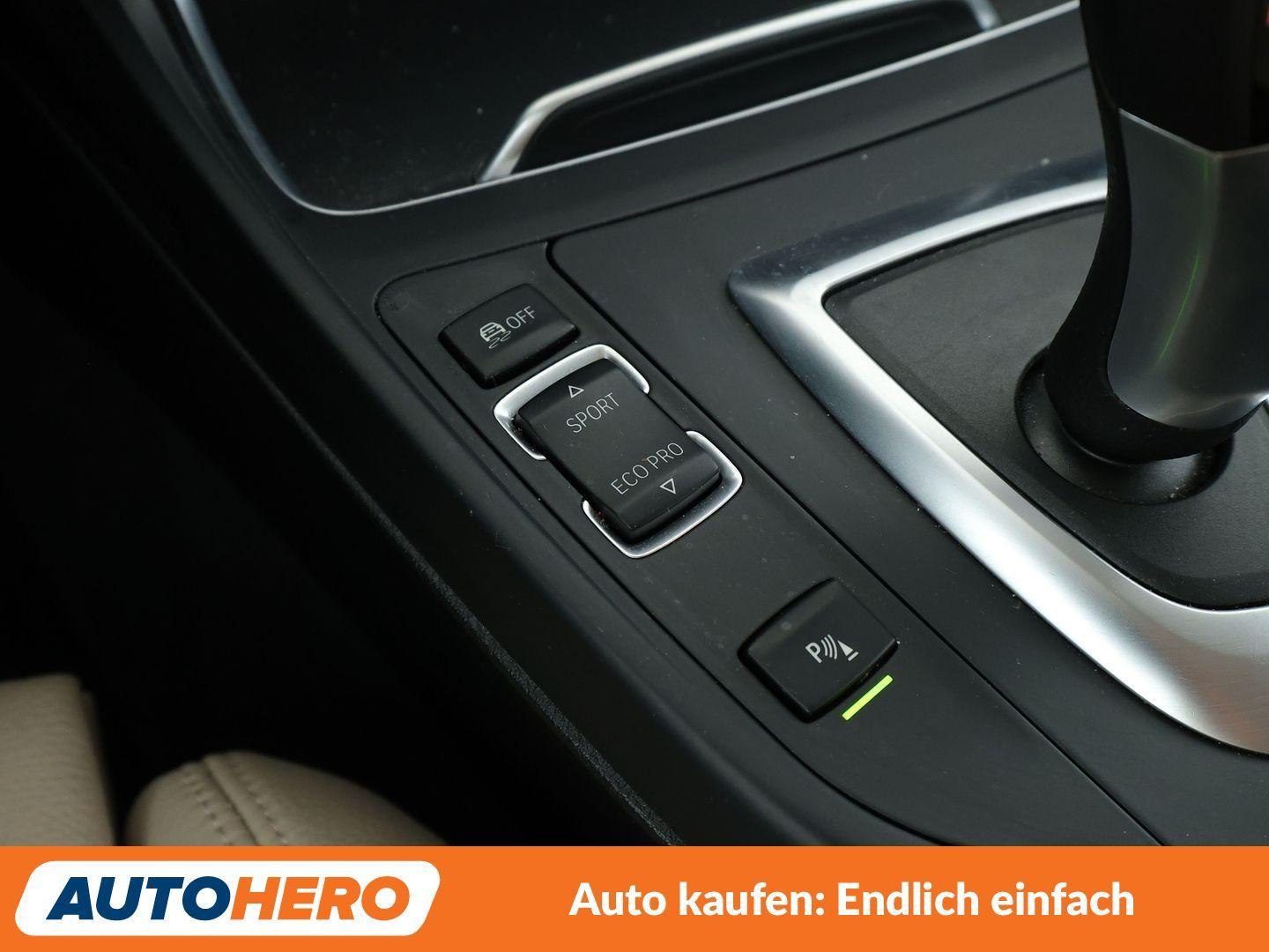 BMW 1er 120i Sport Line Aut.*NAVI*LED*TEMPO*PDC*SHZ*