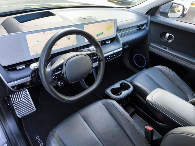 Fahrzeugabbildung Hyundai IONIQ 5 Uniq WERKSGA+MEMO+NAVI+LED SHZ+RELAX+360