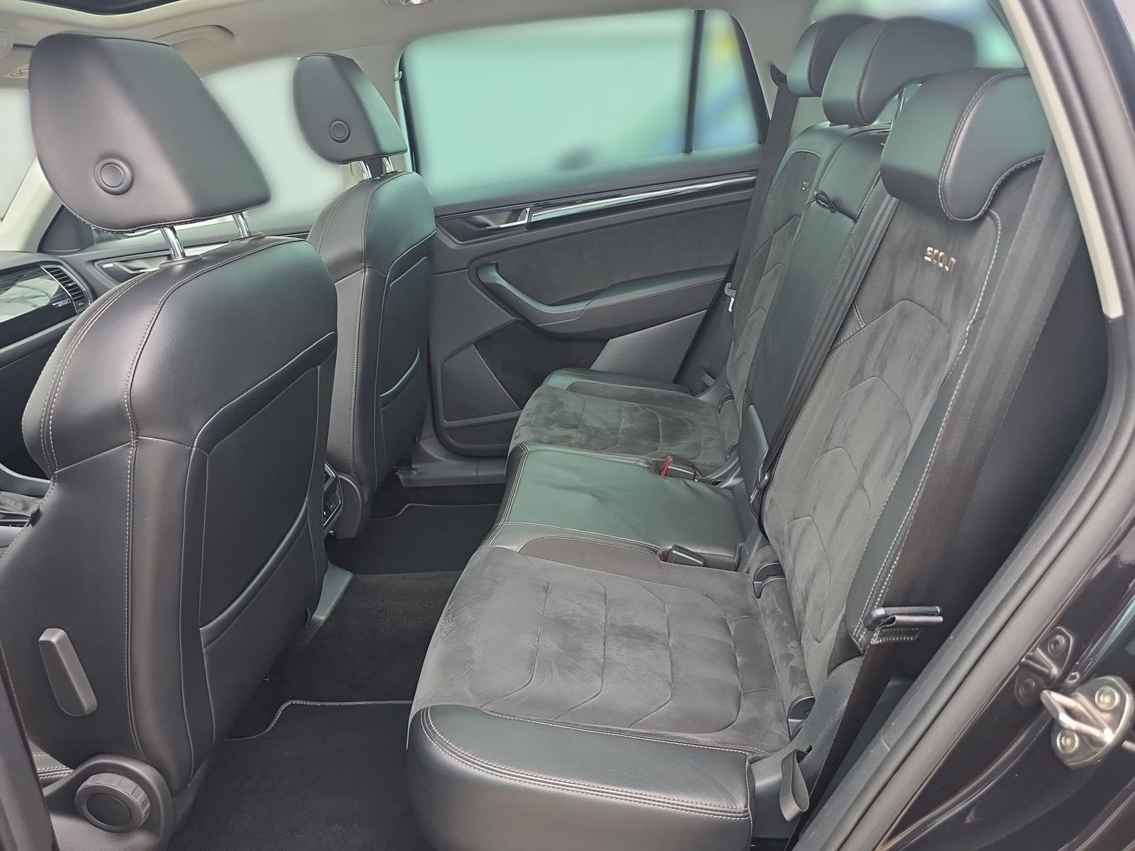 Skoda Kodiaq 2.0 TSI 4x4 Scout *AHK*PANO*LED*KAMERA* foto 14