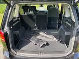 Volkswagen Touran 1.8 TSI DSG Highline Pano AHK 7 Sitzer R- - 8 Sitzer gebraucht