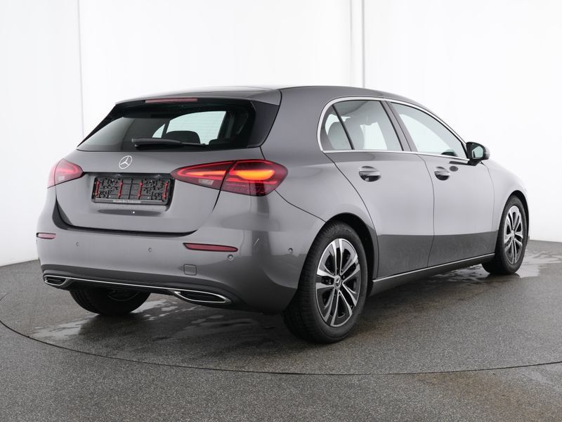 Fahrzeugabbildung Mercedes-Benz A 200 PROGRESSIVE*FAP*STANDHEIZUNG*DISTRONIC