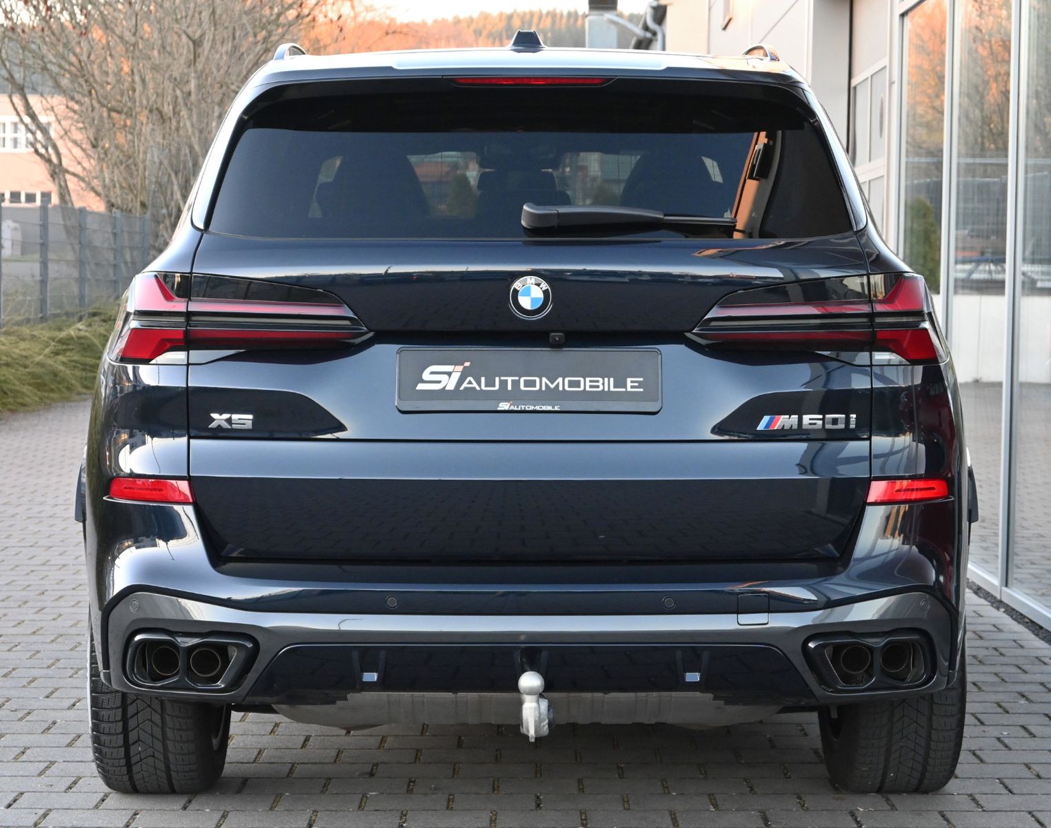 Fahrzeugabbildung BMW X5 M60i xDr. °UVP 155.609€°AHK°B&W°PROF.FAHRW.°