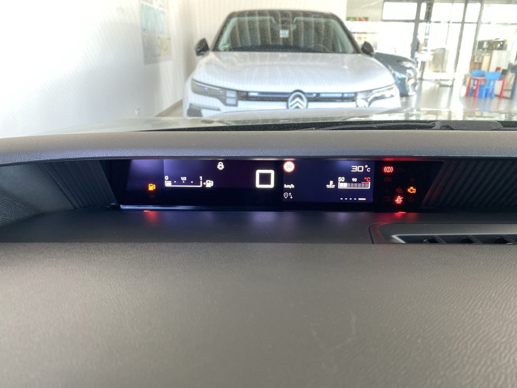 Fahrzeugabbildung Citroën C3 Aircross Turbo 100 PLUS *Allwetterr.*Sitzh.*