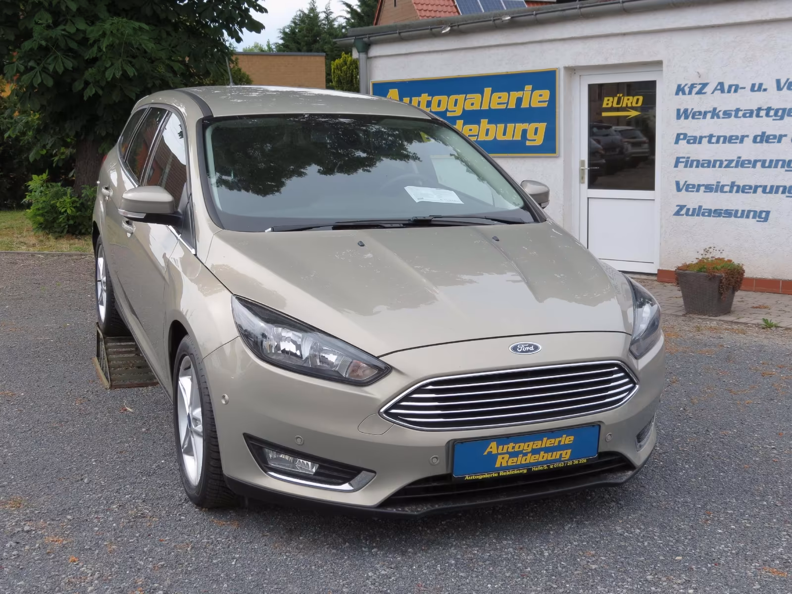 Ford Focus Titanium Turnier 1,5l TOP   Erst 78Tkm  Al