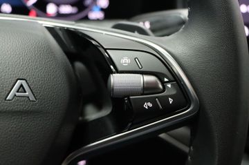 Skoda Superb Combi 2.0 TDI 142 kW 4x4 AHK StHz