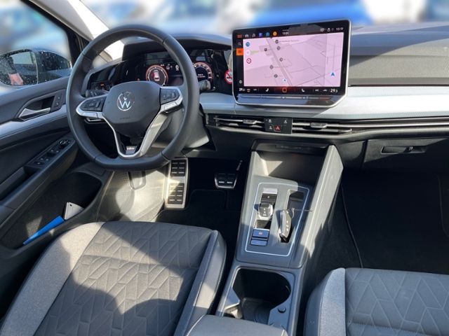 Fahrzeugabbildung Volkswagen Golf Variant VIII 2.0 TDI DSG GOAL AHK GJR NAVI
