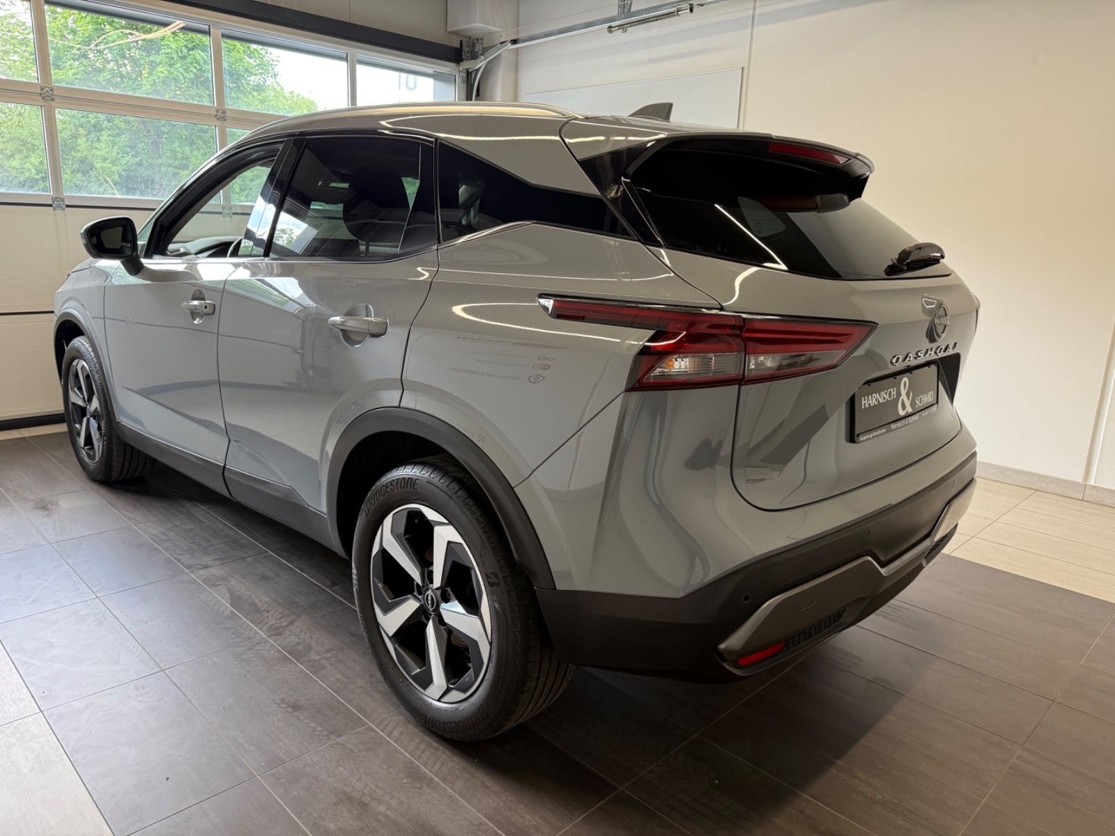 Fahrzeugabbildung Nissan Qashqai N-Connecta Design Business