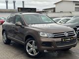 Volkswagen Touareg 3.0 V6 TDI "NAVI+LED+AHK+LEDER+4XSHZ" - gebrauchte VW Touareg aus dem Jahr 2012