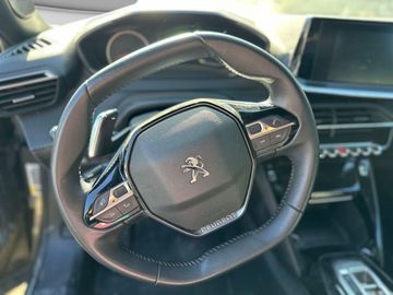 Peugeot 2008 - 9